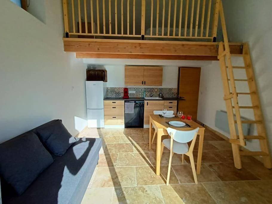 Foto 2 von 17: One-Bedroom Apartment