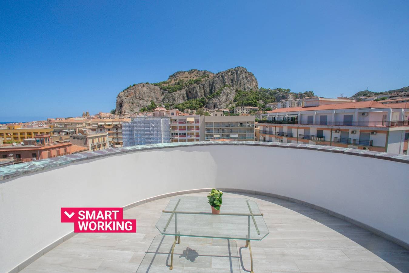 Modern Apartment with Exclusive Terrace 1