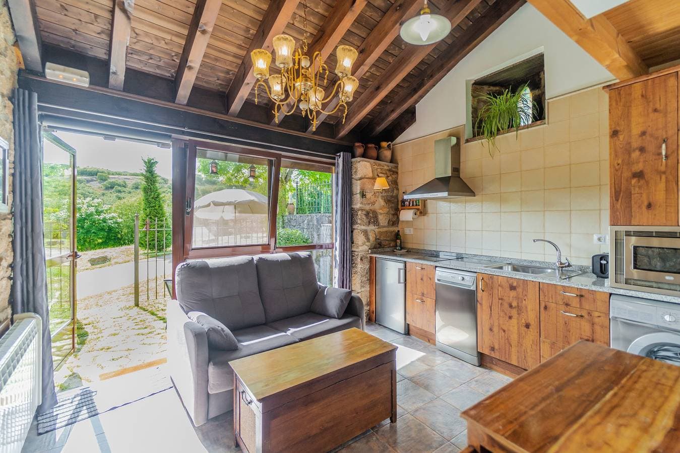 Foto 4 von 24: Finca 'Villamoronta' mit Bergblick, privater Terrasse und WLAN