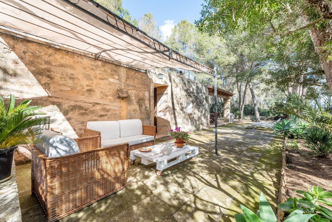 Foto 3 von 29: Ferienhaus "Marina de Ses Covetes" mit WLAN, Terrassen und nahe dem Strand Es Trenc