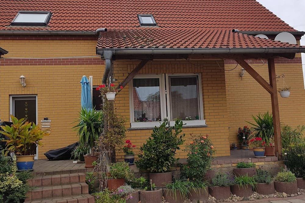 Foto 13 von 30: Convenient location, very close to the Goitzsche