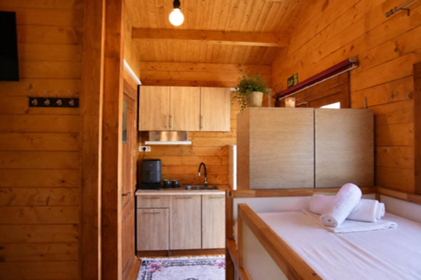 Foto 9 von 40: Studio für 4 Personen mit Balkon/Terrasse