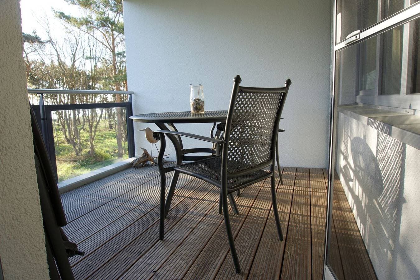 Foto 3 von 9: Großzügige Ferienwohnung mit überdachtem Balkon und Meerblick, direkt am Strand