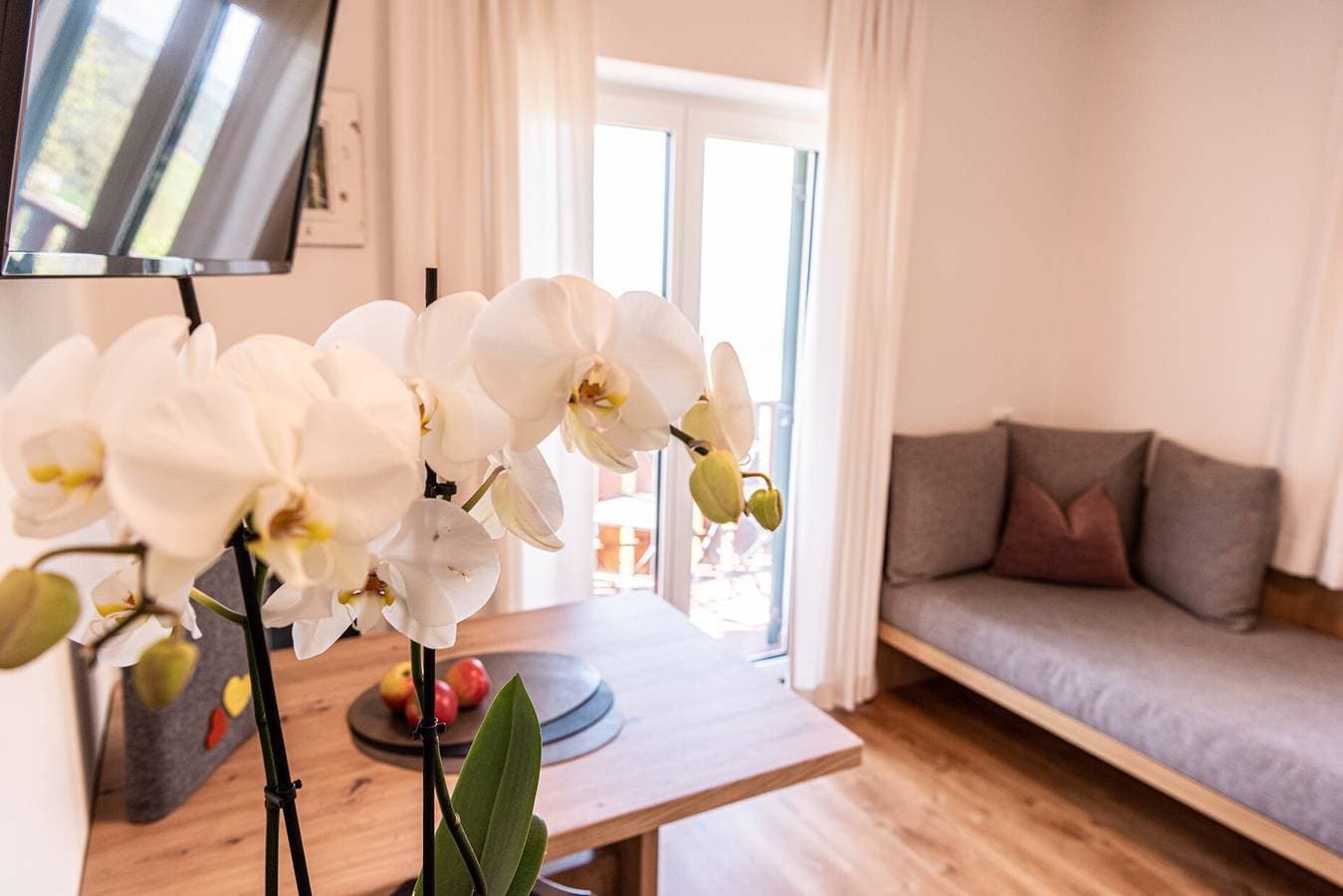 Foto 4 von 25: Ferienwohnung "Haus Lohengrin - Ferienwohnung 1" mit Blick auf die Berge