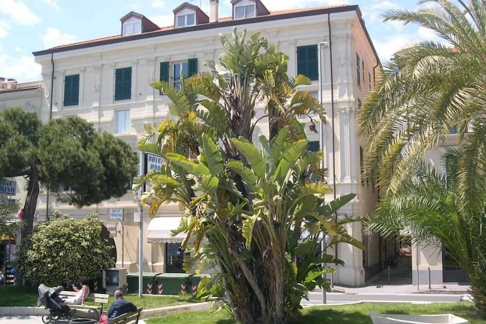 Schöne zentrale Wohnung mit Blick auf die Promenade. 1