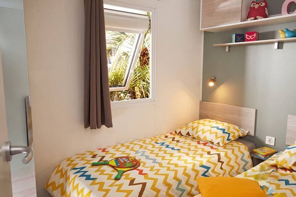 Foto 3 von 12: Homerez - Bungalow in Nans-les-Pins