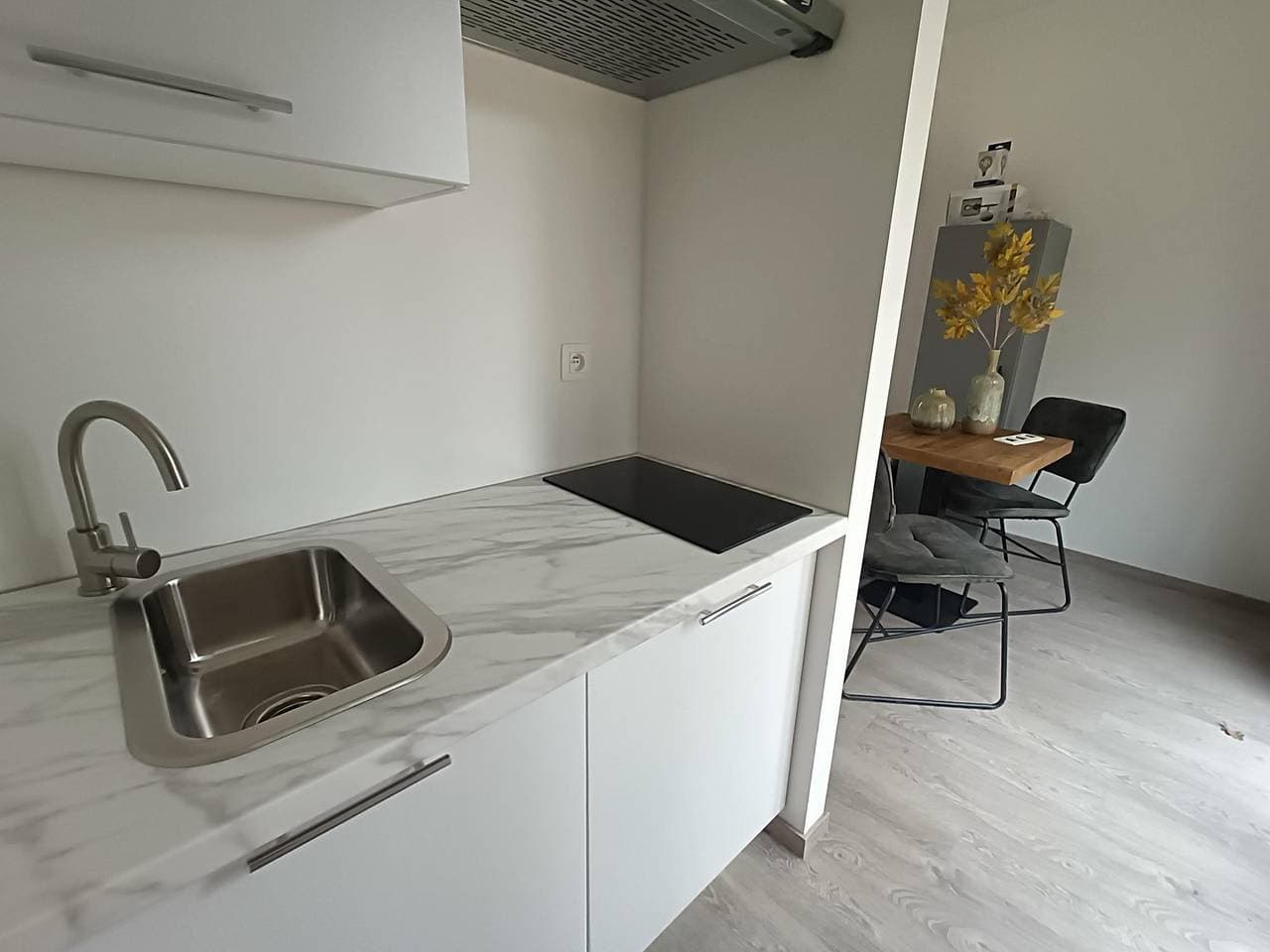 Foto 5 von 12: EuroParcs Hoge Kempen — Comfort Room 2