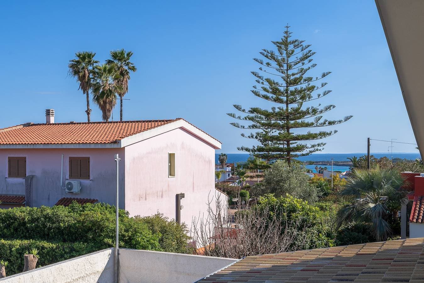 Foto 10 von 23: Apartment „Sud in Villa Sele“ mit Meerblick, WLAN und Klimaanlage