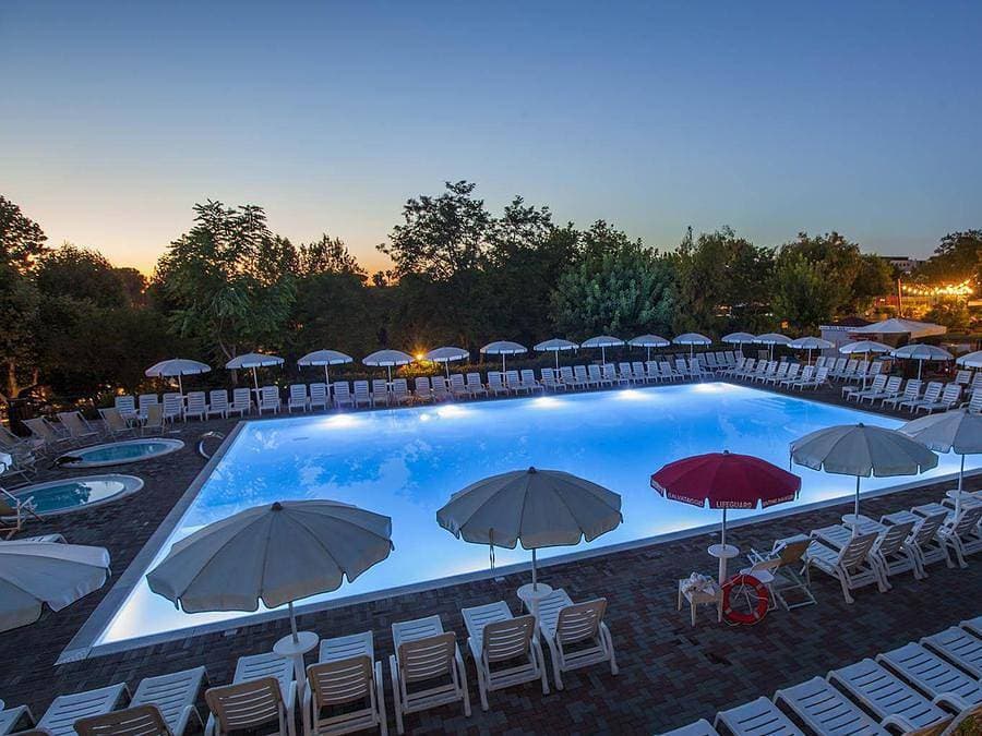Foto 4 von 48: Hu Roma Camping in Town - Bungalow 3 personen - Deluxe