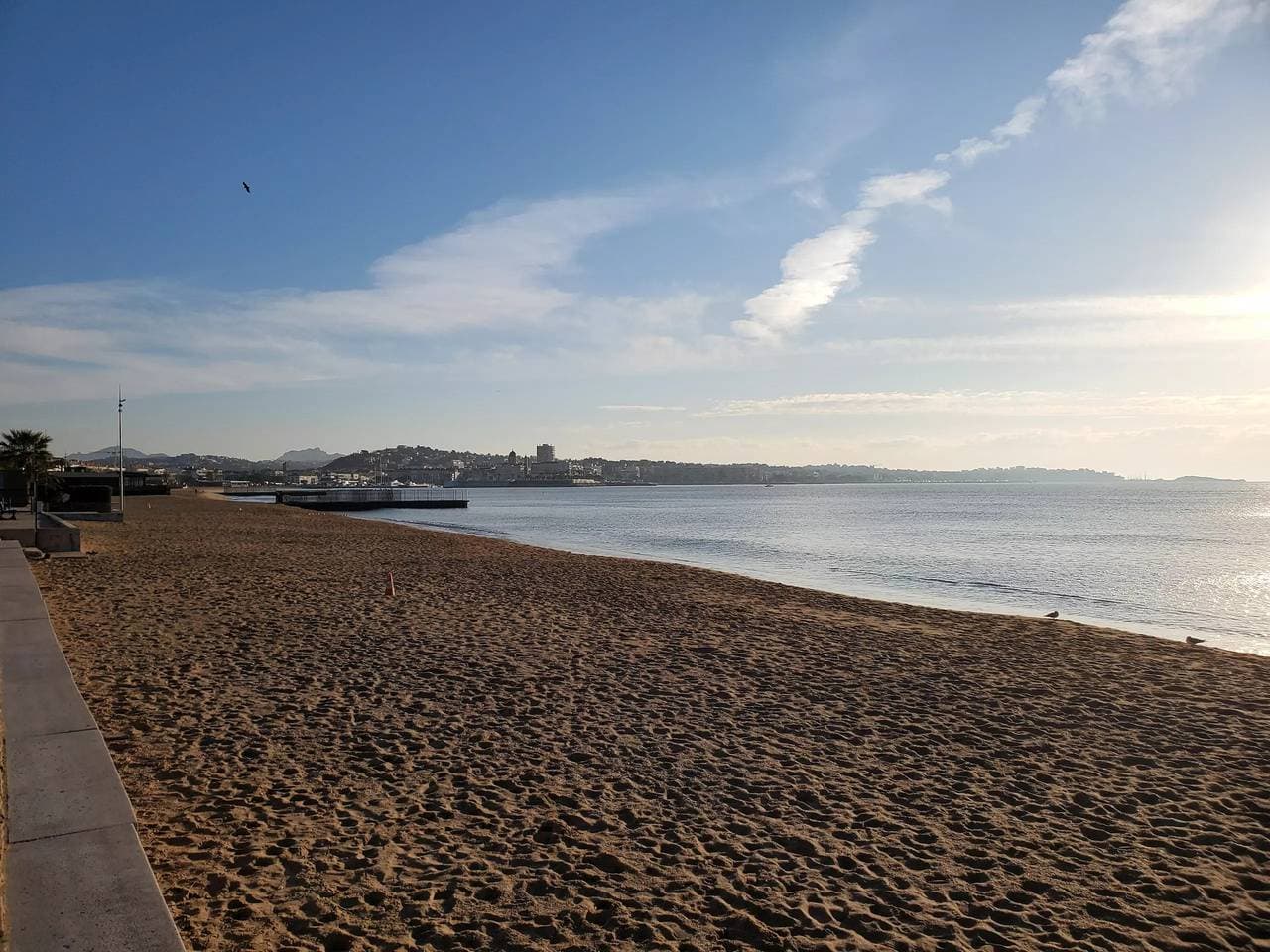 Foto 8 von 22: Fréjus Beach Le Capitole T2 35m2 Klimaanlage Balkon