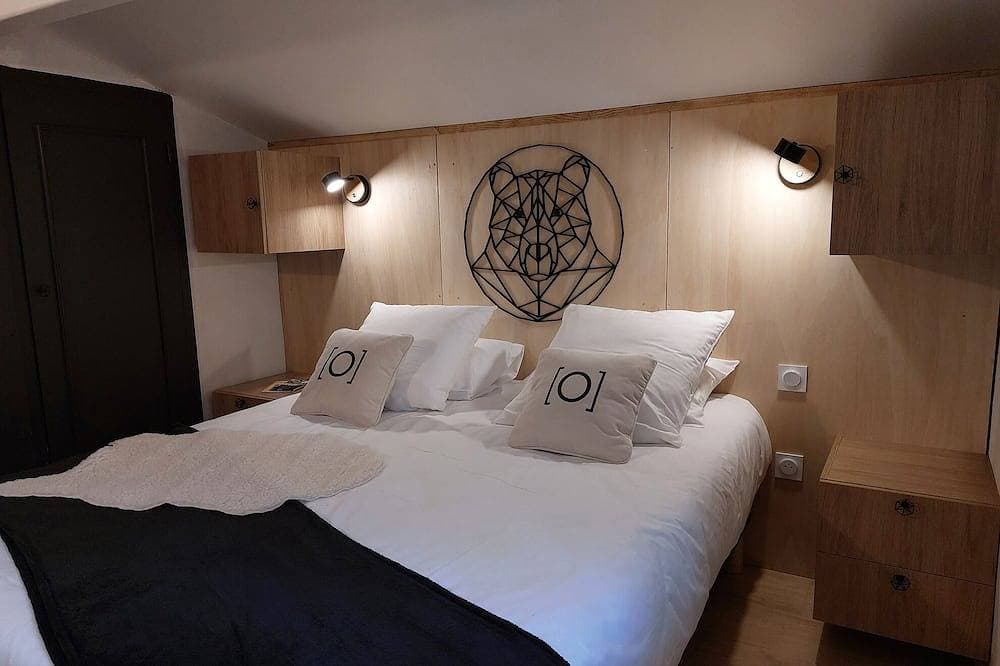 Foto 2 von 8: T2 Très Cocooning Dans un Chalet Traditionnel Entièrement Rénové
