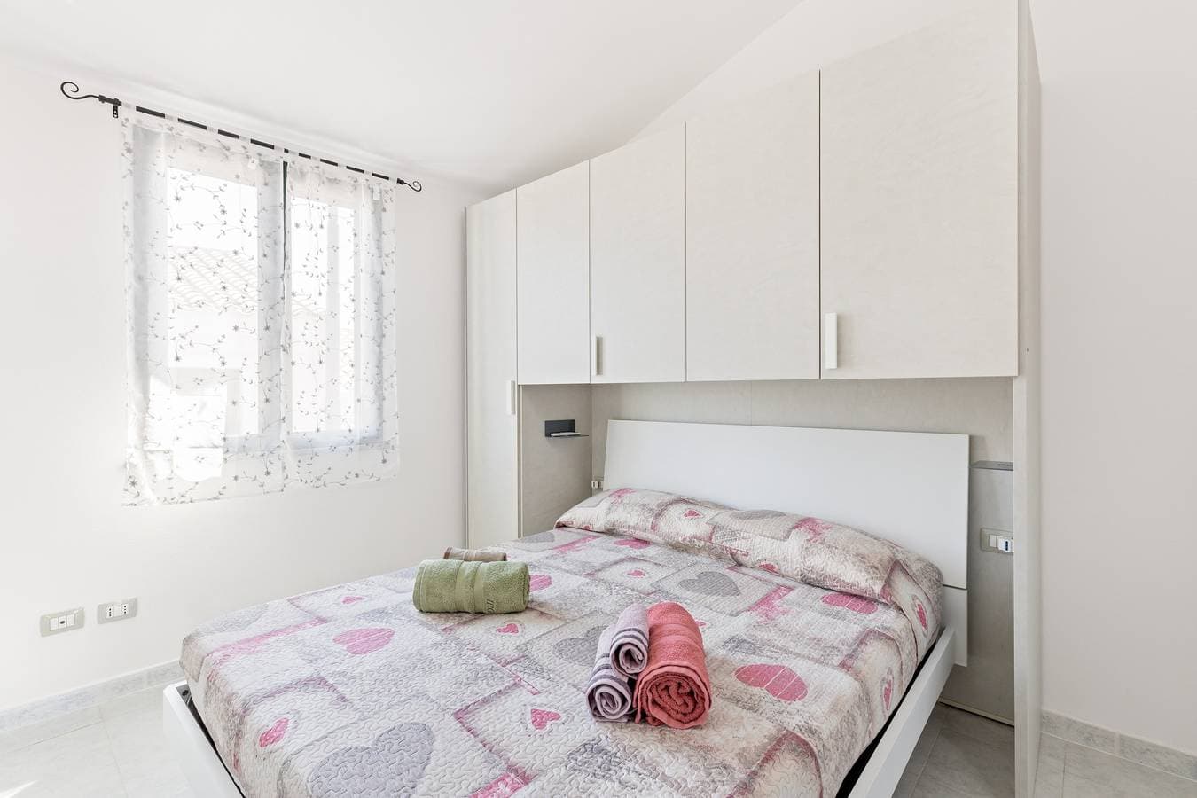 Foto 13 von 31: Ferienhaus 'Marcello' mit Bergblick, Privater Terrasse und Klimaanlage