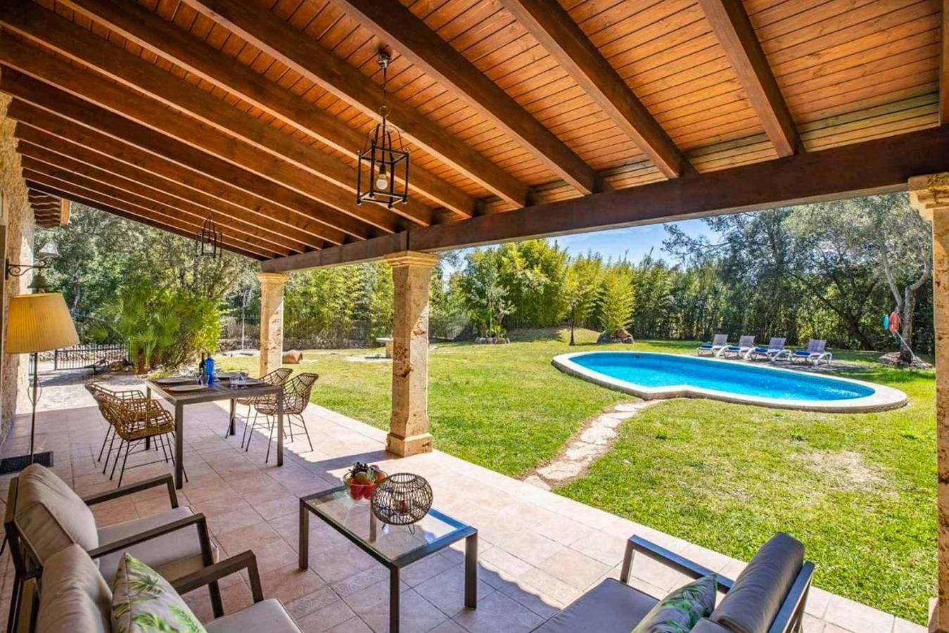 Foto 3 von 23: Villa für 4 Personen mit Garten
