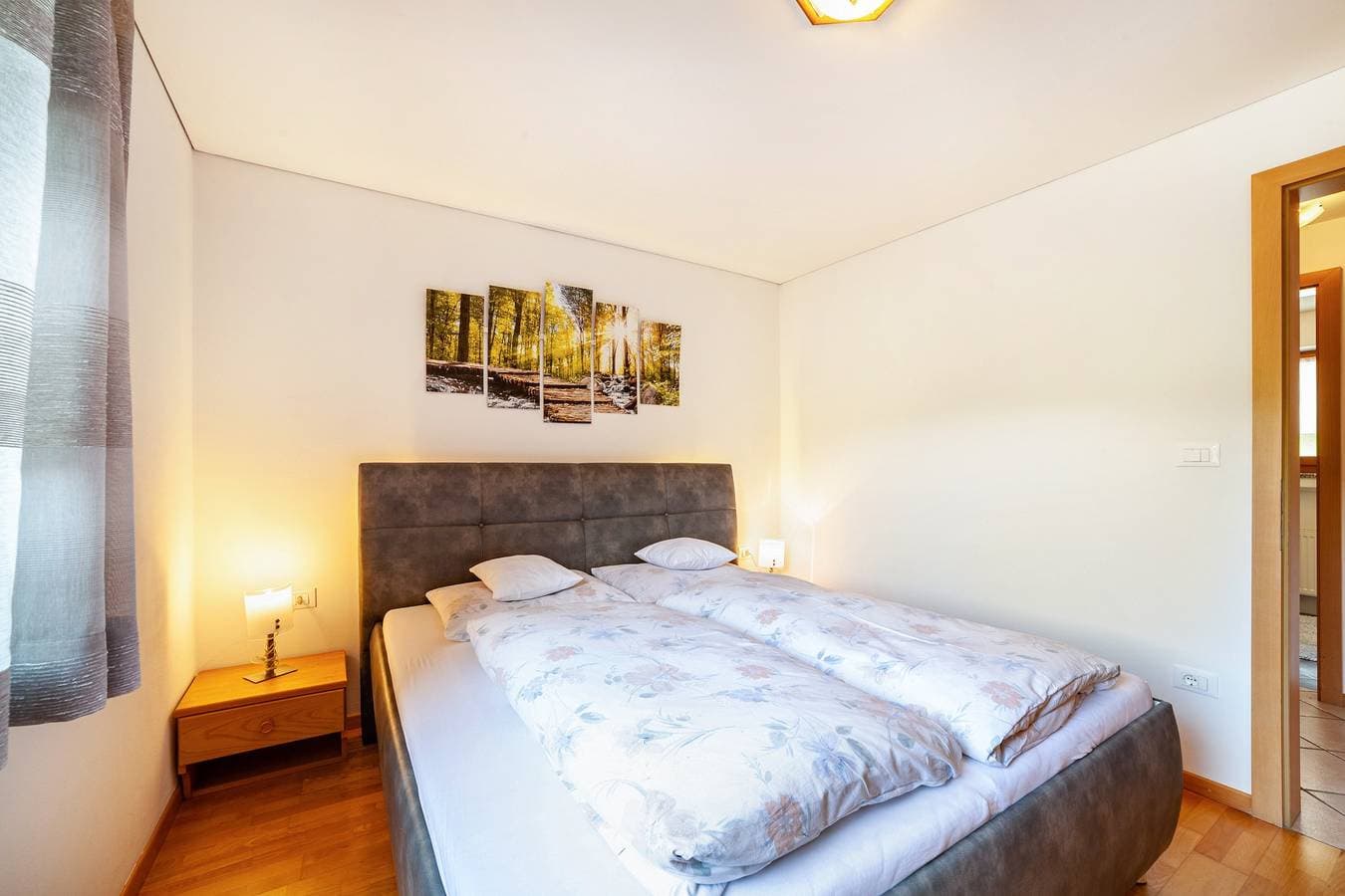 Foto 3 von 25: Ferienwohnung "Sonnegg" mit Bergblick, Balkon und WLAN
