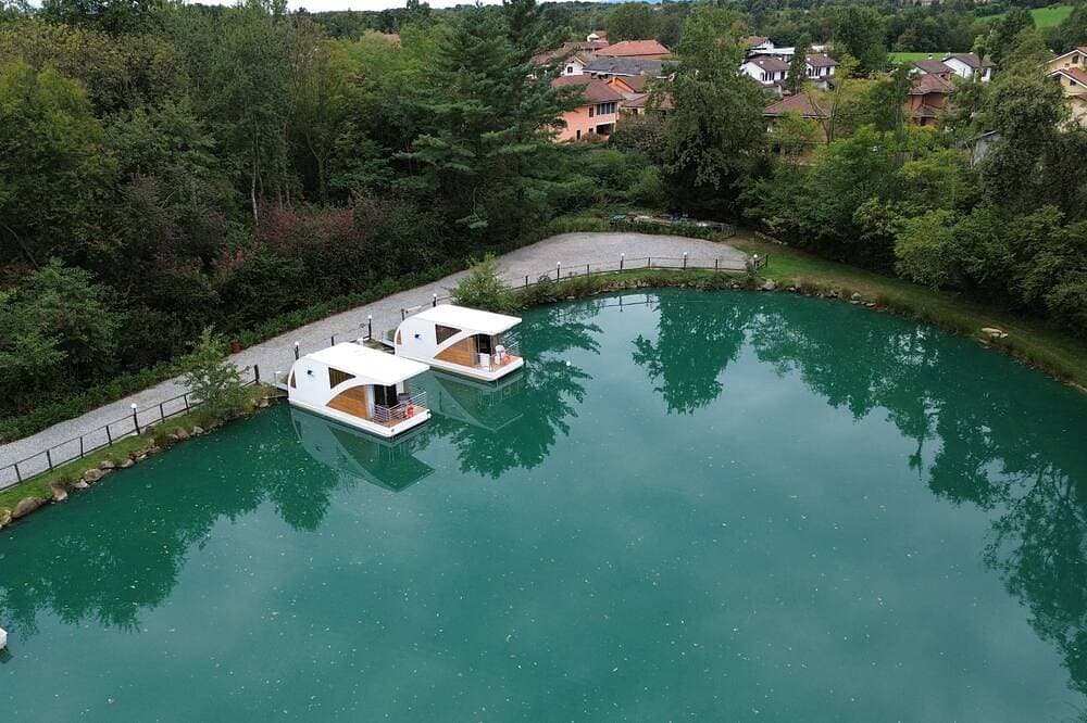 Foto 5 von 10: Floating Dream, Houseboat