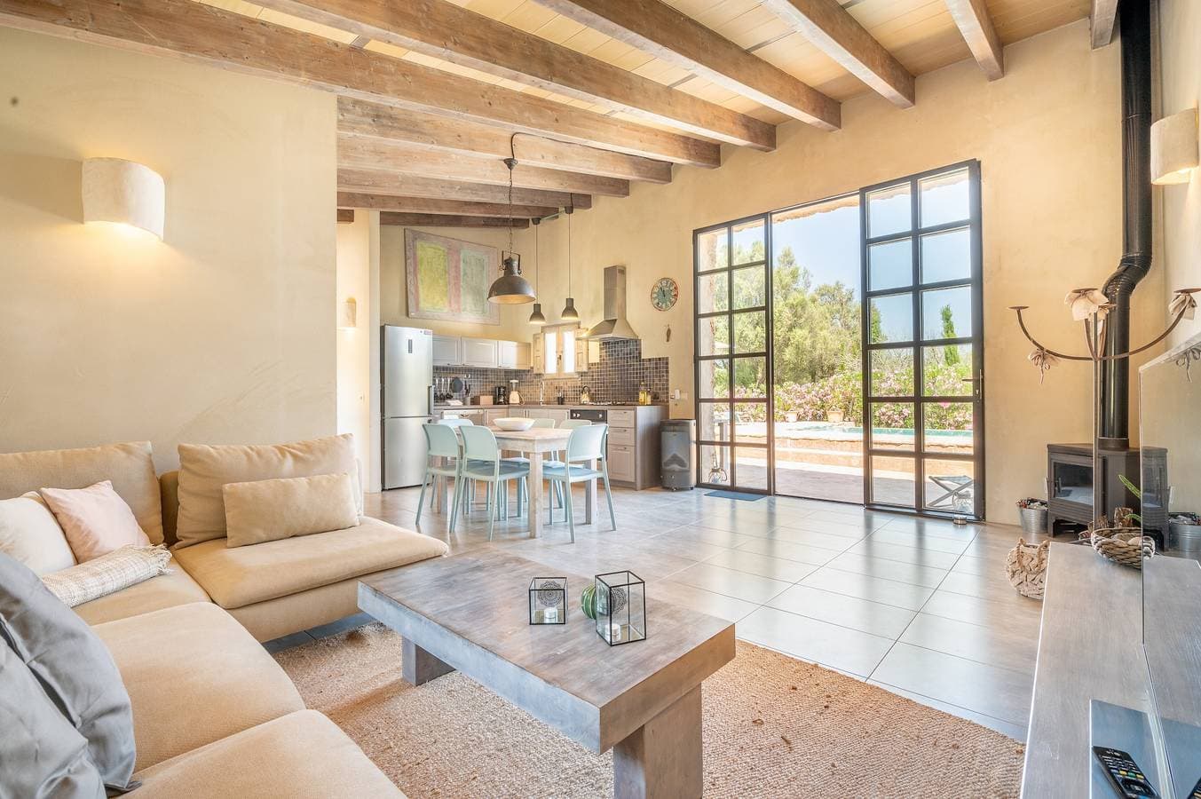 Foto 3 von 40: Ferienhaus 'Cascada' mit Bergblick, privatem Pool und Wi-Fi