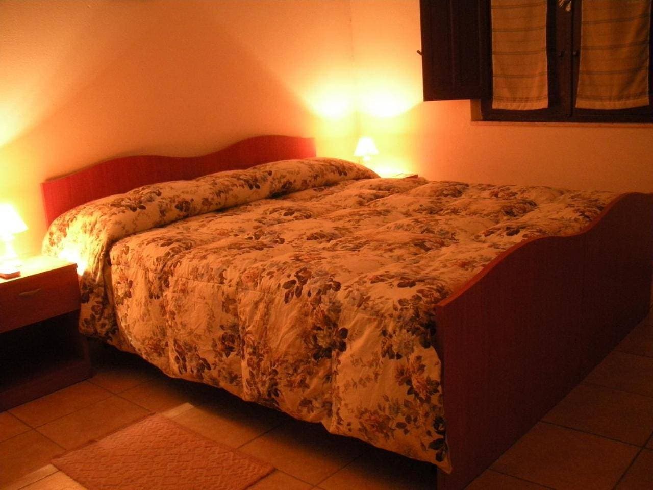 Foto 6 von 10: Double Room with Private External Bathroom