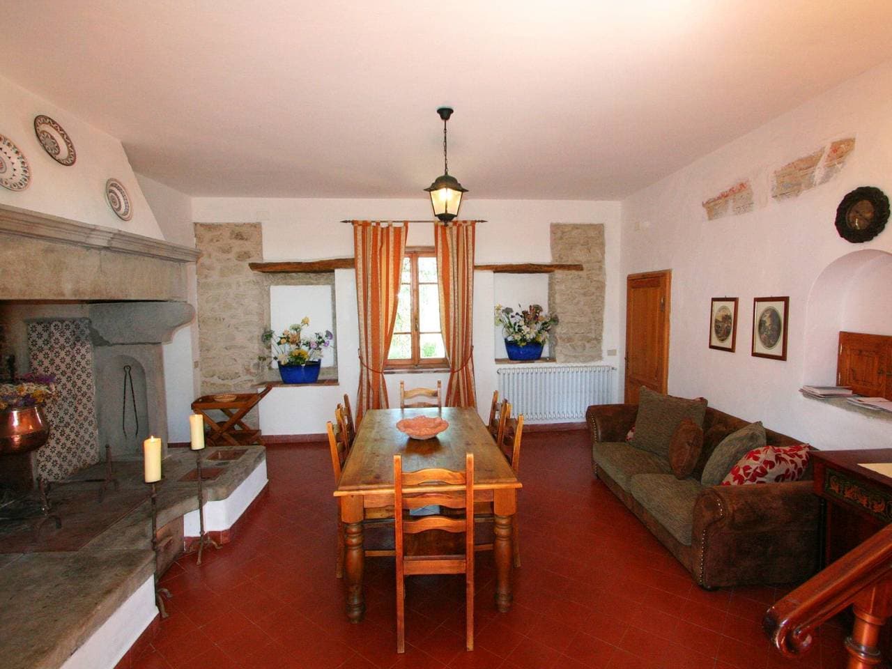 Foto 2 von 40: Elegante Villa mit Tal