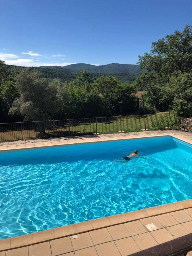 Provence Studio Piscine Rez-de-jardin Terrasse Vue Luberon 1