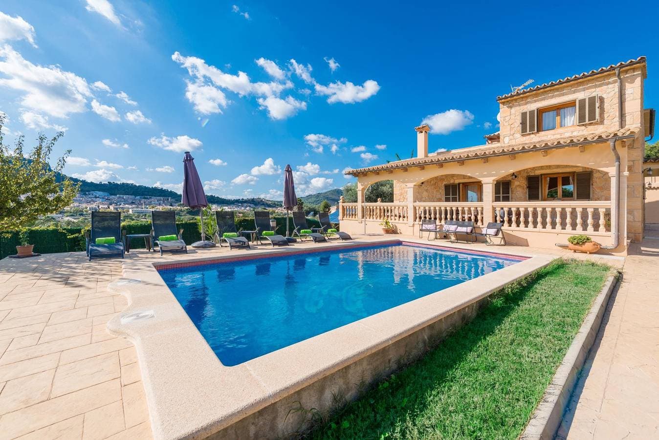 Solluna - Charmante Villa mit privatem Pool und schönem Blick auf das Dorf Son Servera, nur 3km vom ... 1