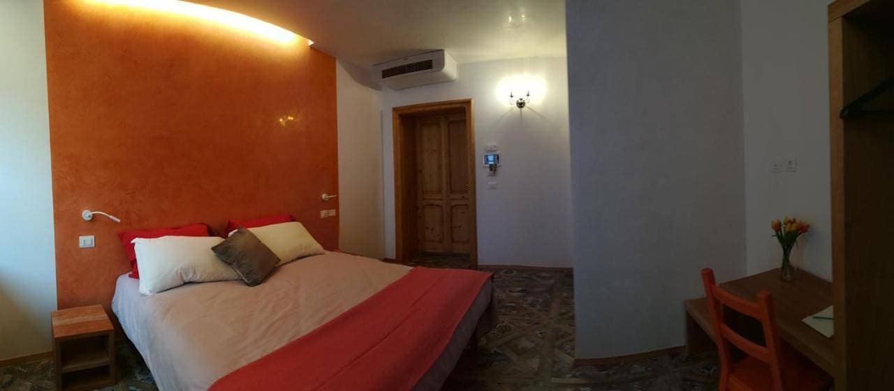 Foto 9 von 12: Double or Twin Room