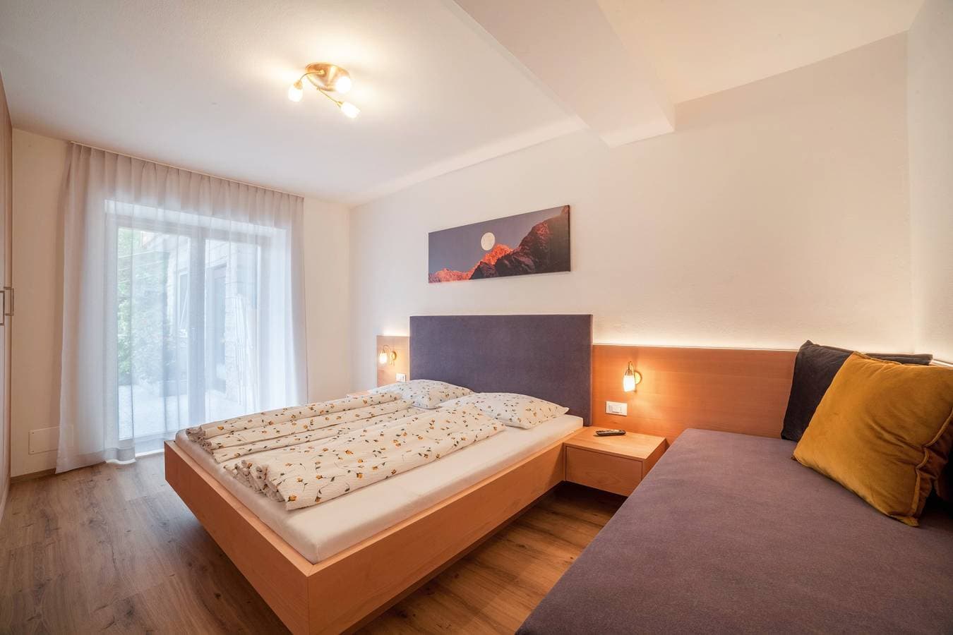 Foto 11 von 31: Ferienwohnung "Haus Hohenrain 1" mit Bergblick, Pool, WLAN, Terrasse & Garten