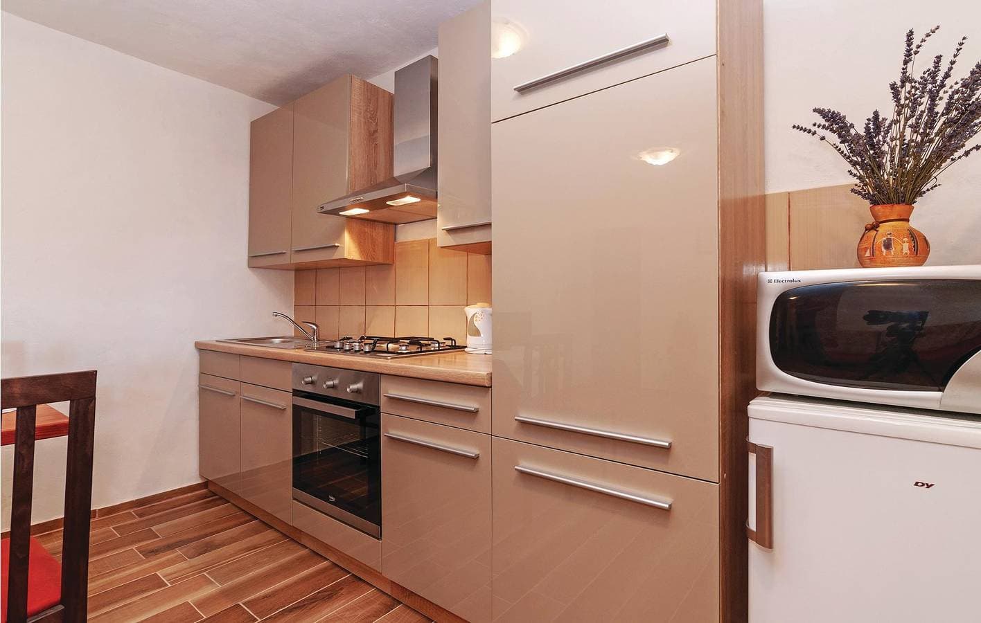 Foto 11 von 24: Charmante Wohnung mit Terrasse und Parkplatz, 400 m von der Küste entfernt