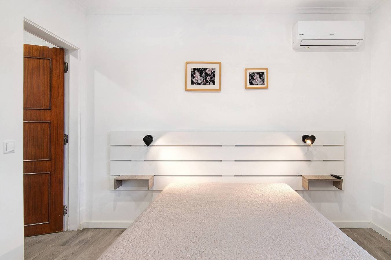 Foto 4 von 18: Ferienwohnung 'Sunset' mit gemeinsamer Terrasse, WLAN und Klimaanlage
