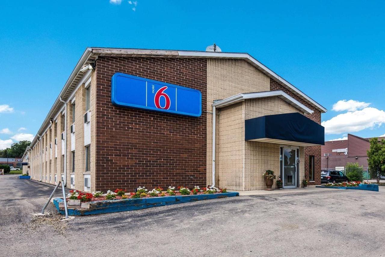 Motel 6-Madison, Wi - East 1