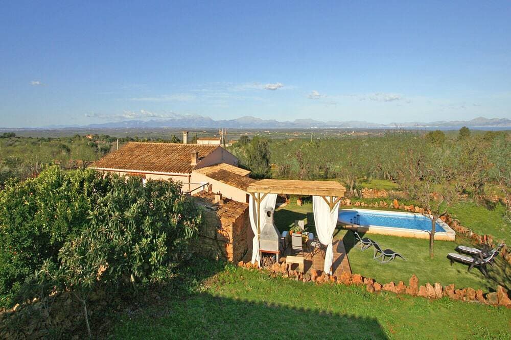 Alleinlage, traumhafter Blick, Pool, Terrasse, Familienfreundlich, Naturumgebung 1