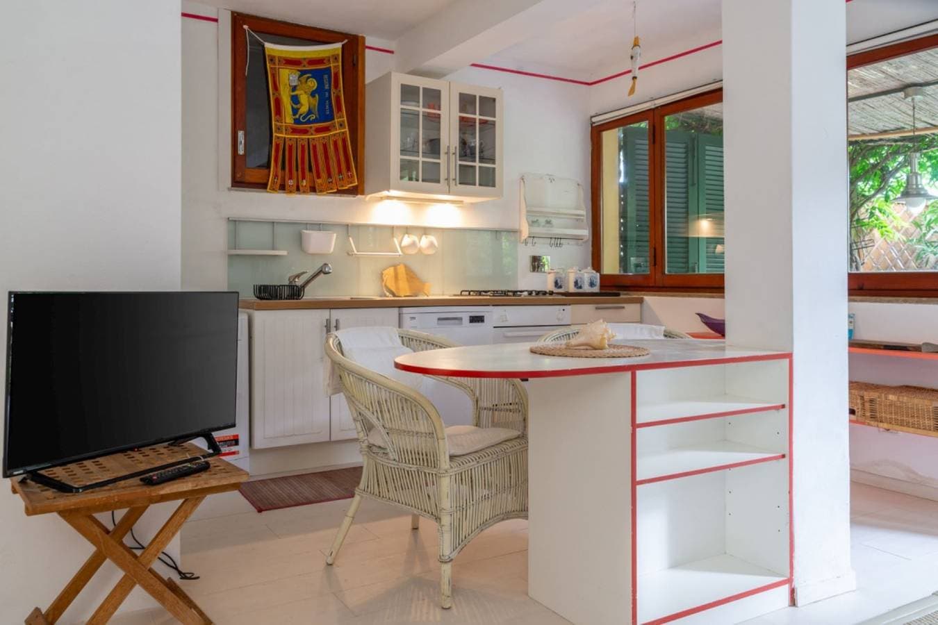 Foto 13 von 32: Ferienwohnung für 4 Personen mit Terrasse