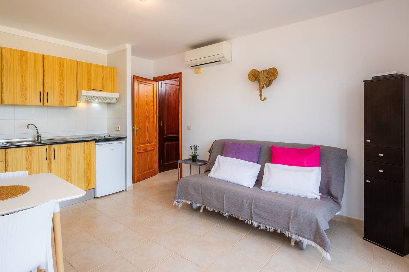 Foto 6 von 27: Ferienwohnung 'Perleta' mit Meerblick, WLAN und Klimaanlage