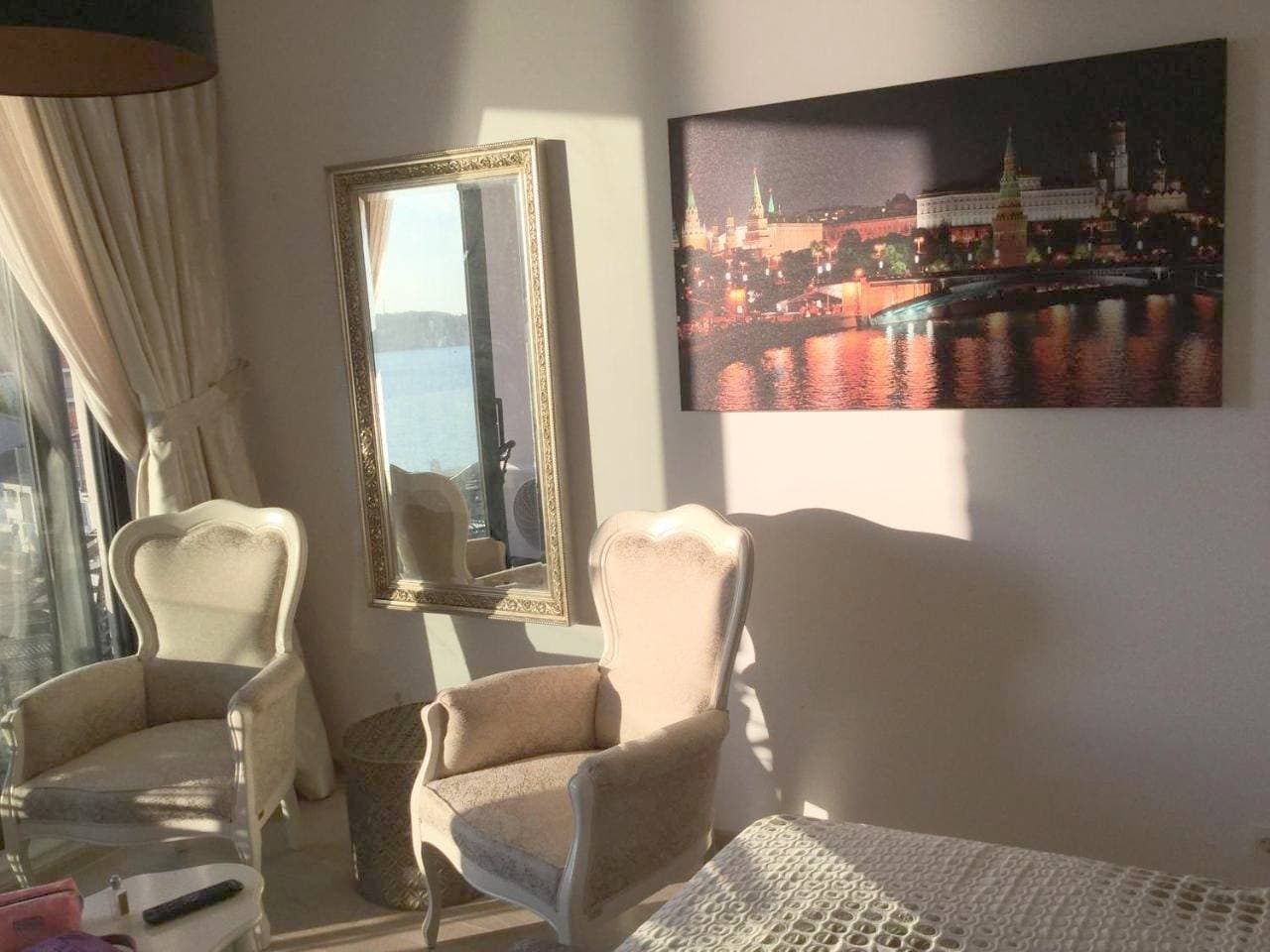 Foto 3 von 36: Apartment with Sea View