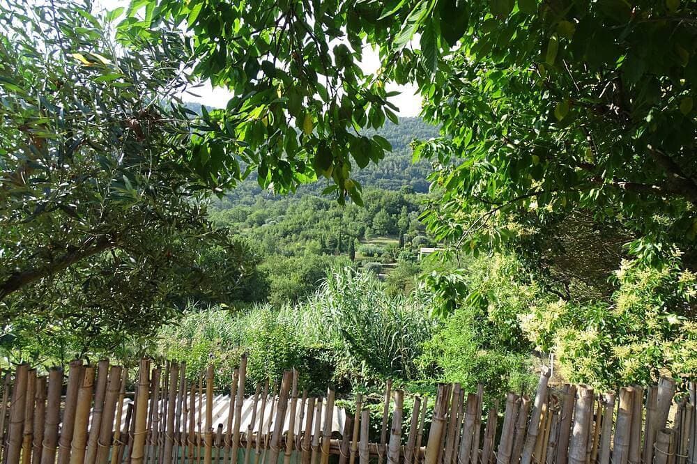 Foto 12 von 30: Luva D'Azur Le Vallon absolute Ruhe garantiert Entspannung unverbauter Blick ins Tal
