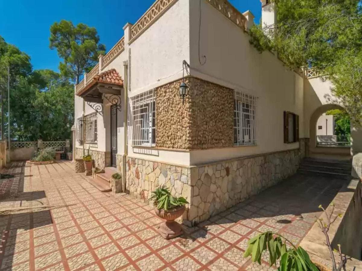 Foto 4 von 31: Three-Bedroom Chalet