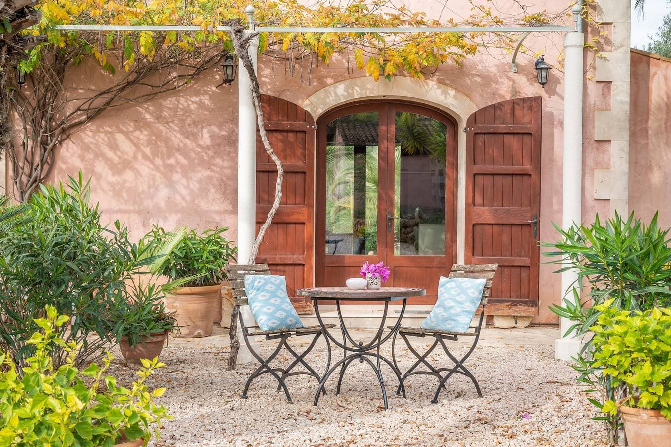 Foto 2 von 30: Ferienhaus 'Redonda 2' mit Bergblick, Gemeinschaftspool und Wi-Fi