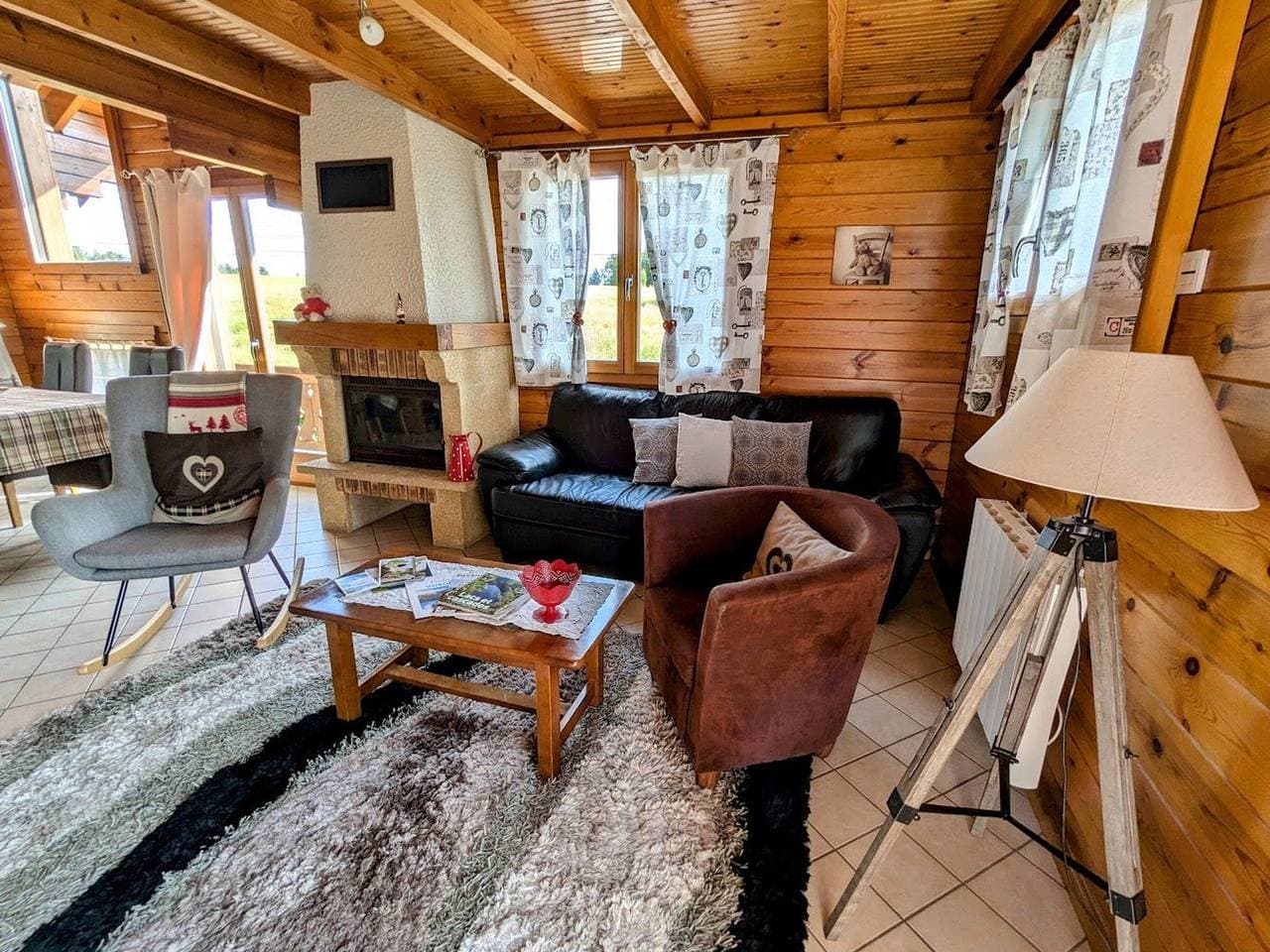 Foto 3 von 36: Gemütliches Chalet mit Privatpool in Val-d'Ajol, 3 Schlafzimmer