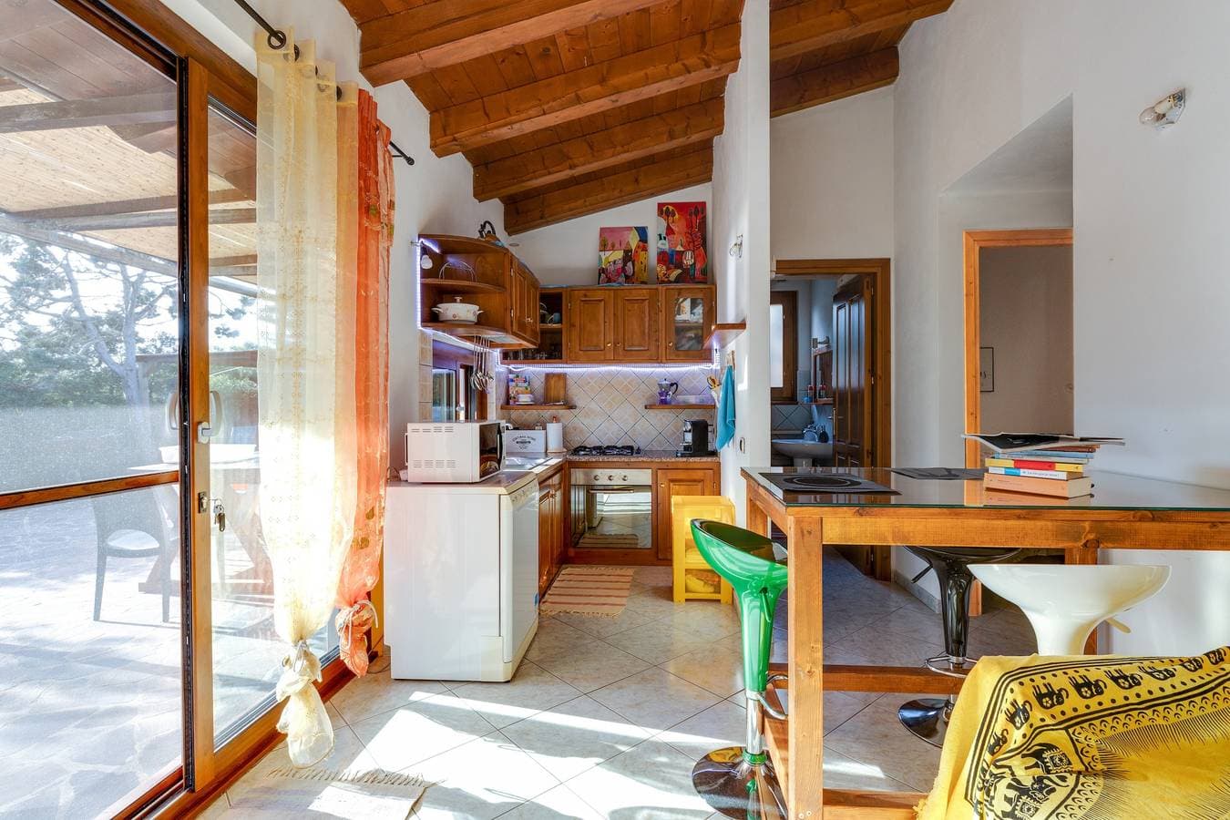 Foto 4 von 23: Ferienhaus "Samarighouse" nahe am Meer mit Garten & WLAN