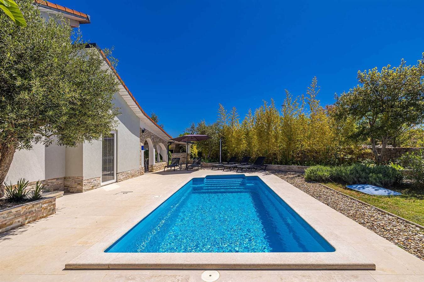 Foto 4 von 30: Ferienhaus Kai mit privatem Pool