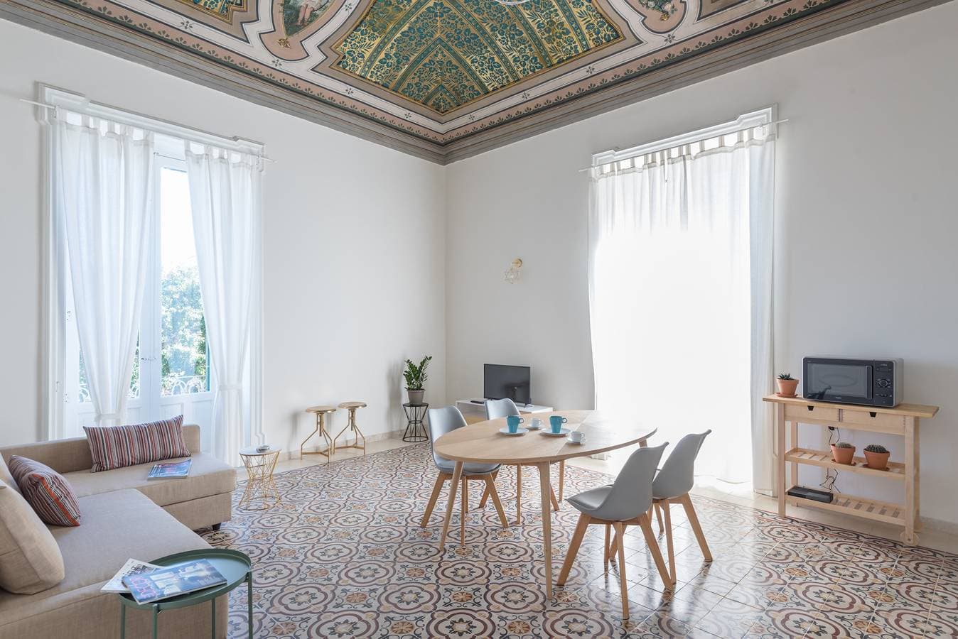 Darsena Apts - Casa Darsena with Balcony 1