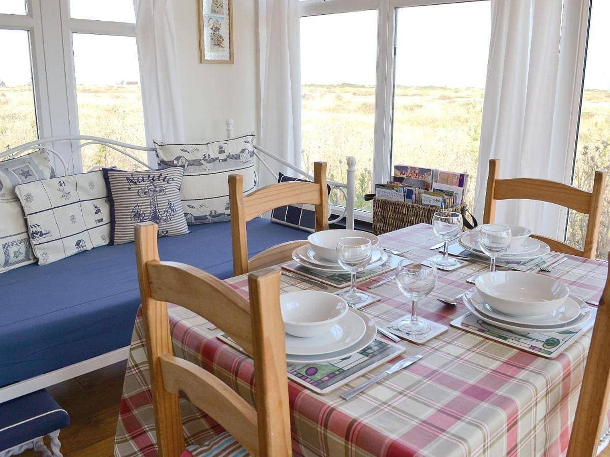 Foto 2 von 14: Two-Bedroom Holiday Home