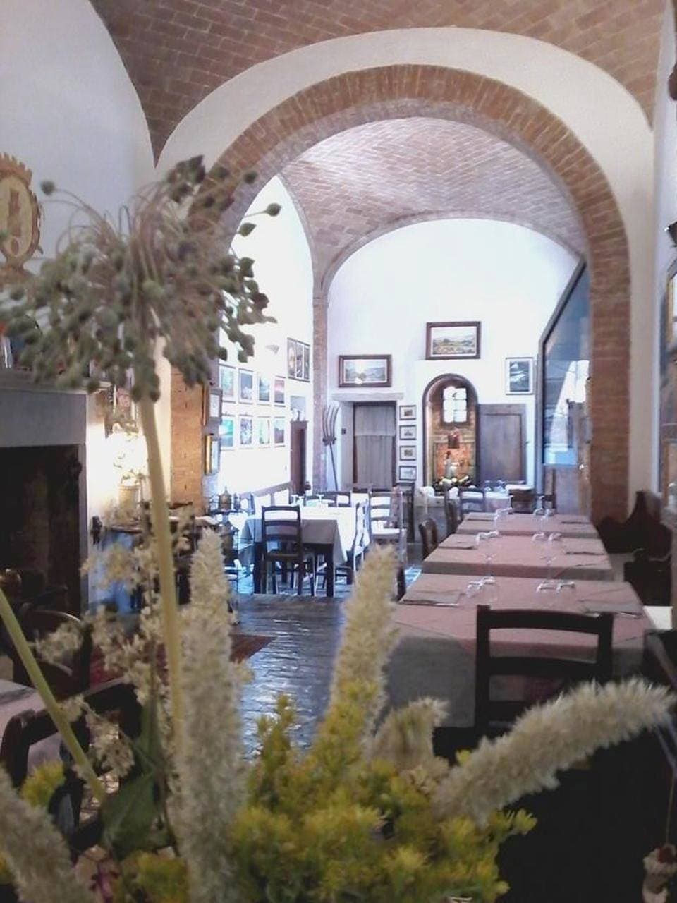 Cisterna Nel Borgo 1