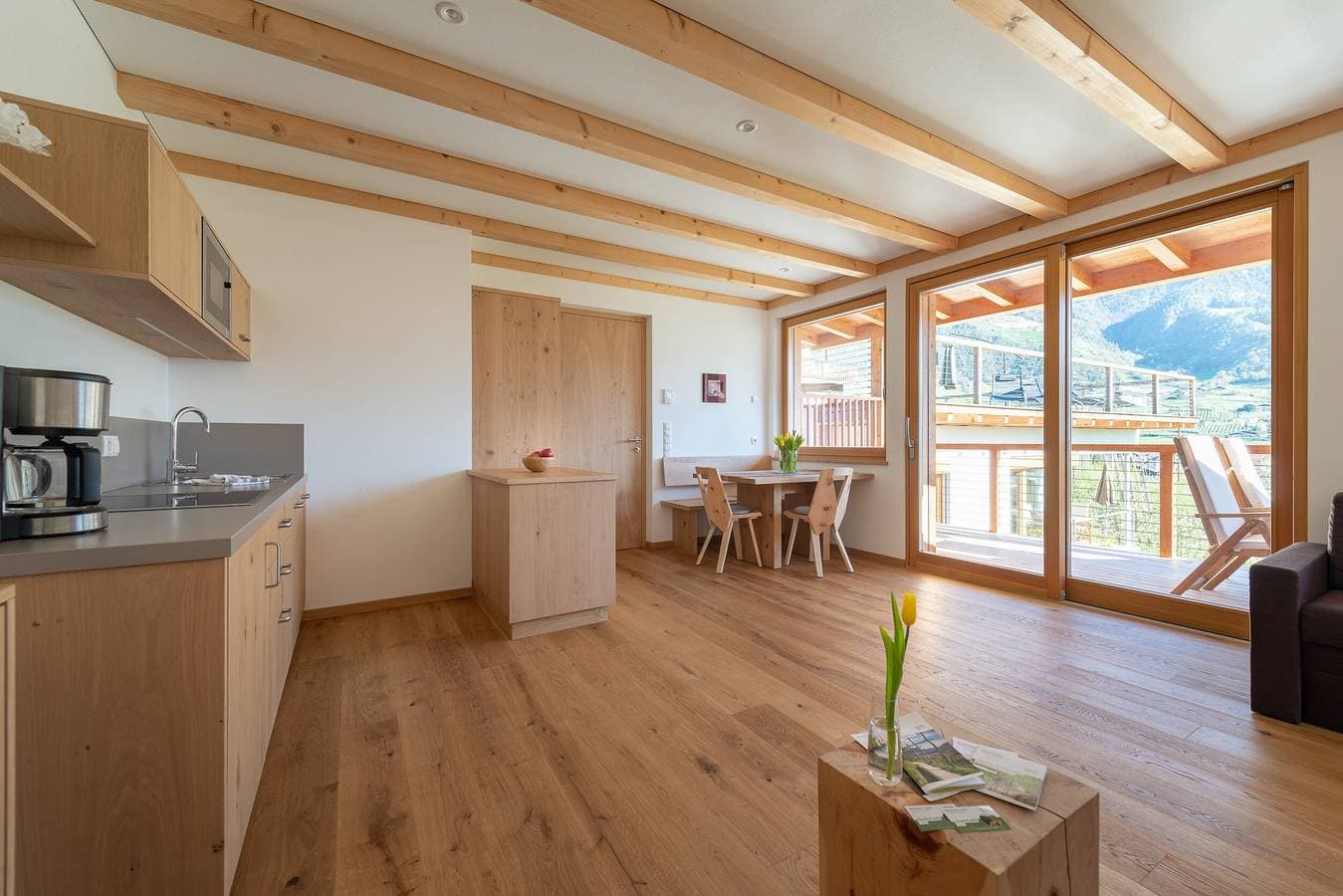 Foto 2 von 23: Chalet 'Moosbichlerhof Celina' mit Bergblick, Gemeinschaftspool und Wi-Fi