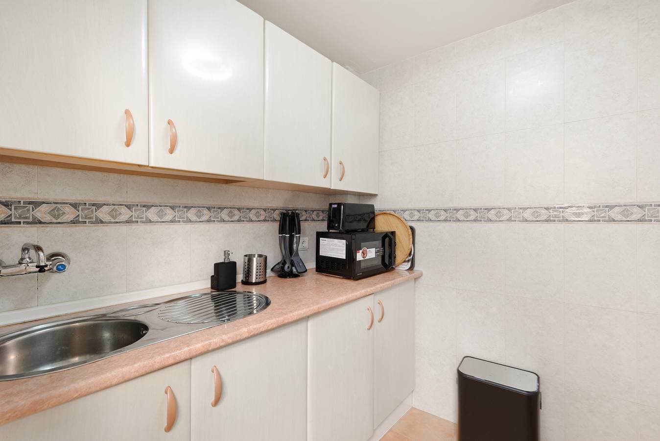 Foto 4 von 20: Ferienhaus 'Altamira 6' mit privater Terrasse, WLAN und Klimaanlage