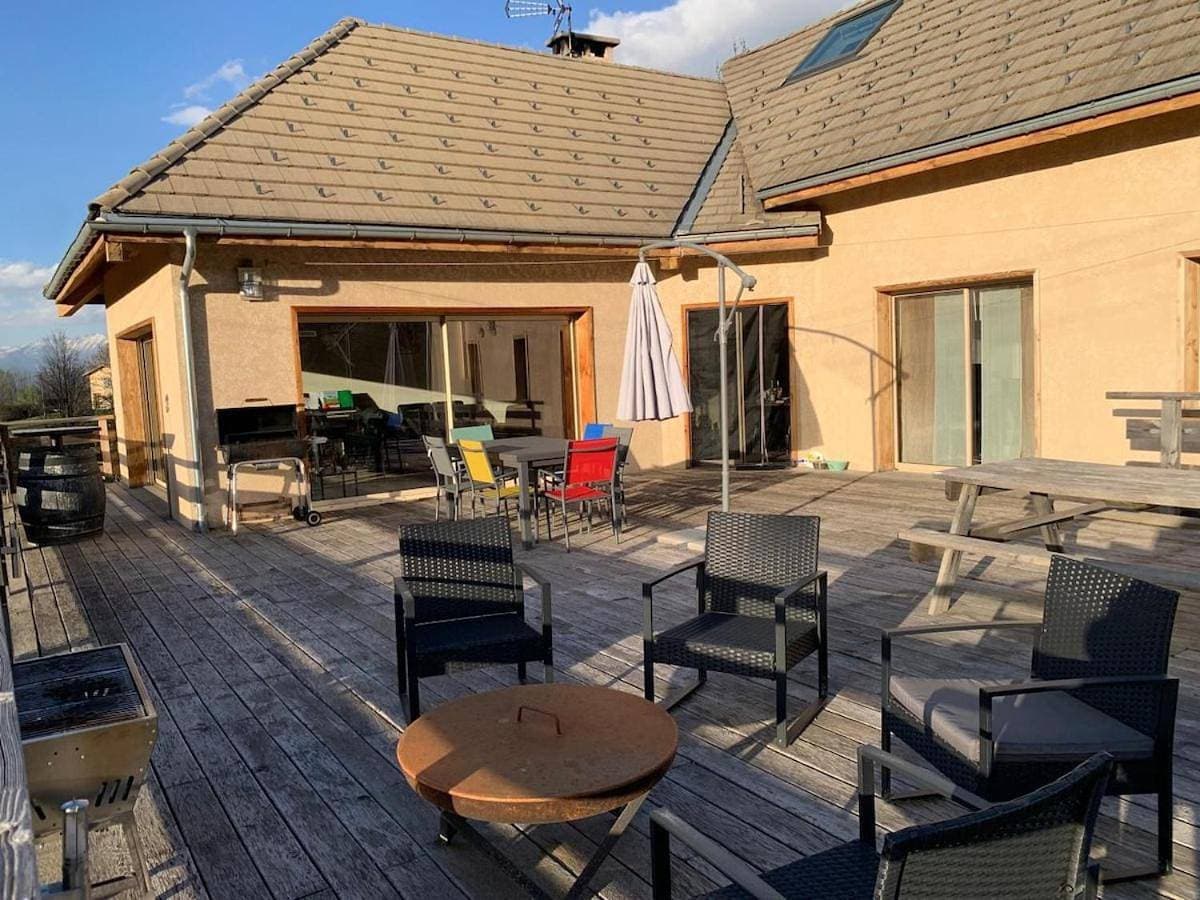Foto 4 von 35: Five-Bedroom House