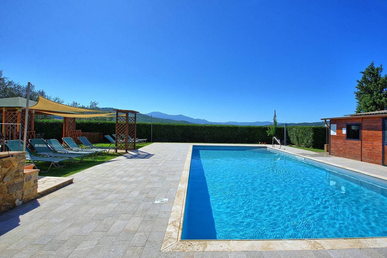 Foto 7 von 46: Villa für 14 Personen mit Pool