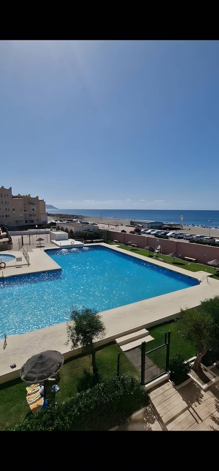 Foto 6 von 26: Apartment mit Meerblick und Pool in Almería für bis zu 4 Personen