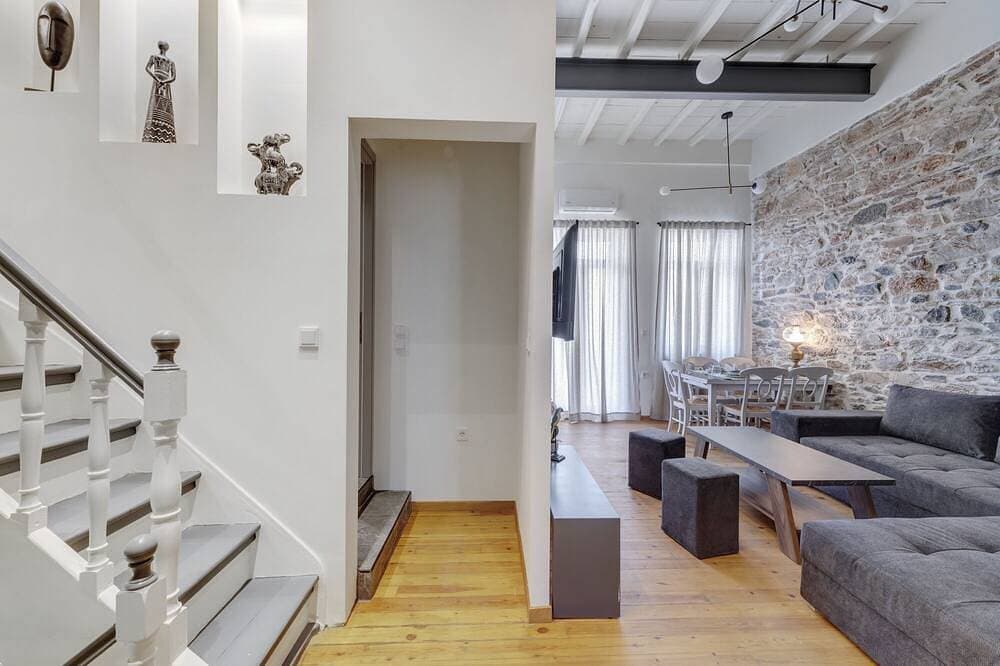 The Heart of Syra - Your Home in Ermoupolis 1