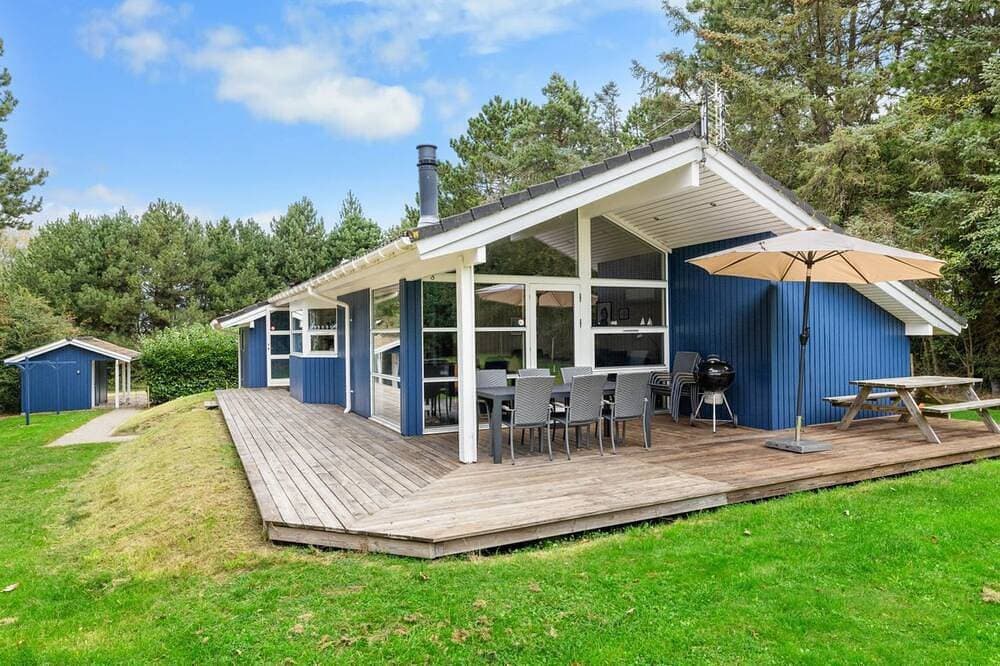 \"Ellinor\" - 190m from the sea 1