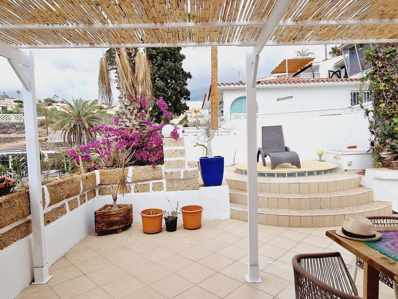 Foto 4 von 25: Ferienwohnung für 6 Personen mit Terrasse